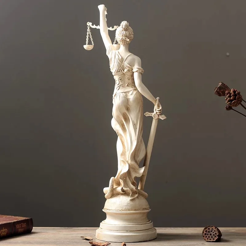 Themis богиня справедливости греческая мифологическая Победная либра ретро