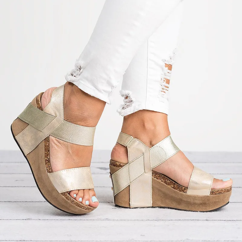 Женские сандалии на танкетке туфли с открытым носком и эластичным ремешком