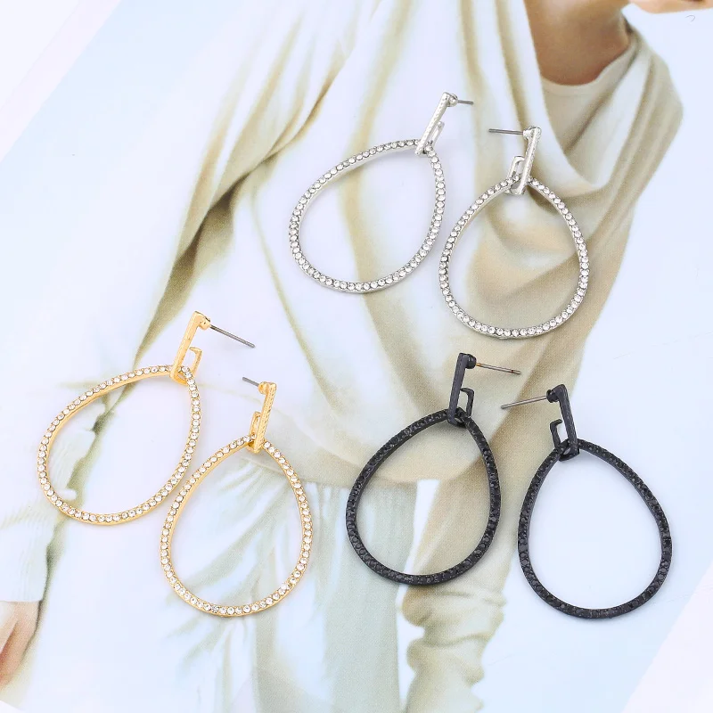 Женские маленькие серьги кольца OCESRIO Серебристые с кристаллами в форме капли