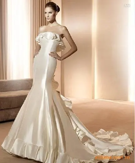best selling elegant ivory ball gown satin chapel train princess wedding dress | Свадьбы и торжества