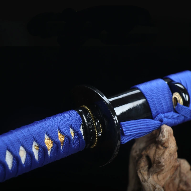 

Japanese warrior knife Katana 103cm checkered iron Black wood sheath superior quality sword not sharp