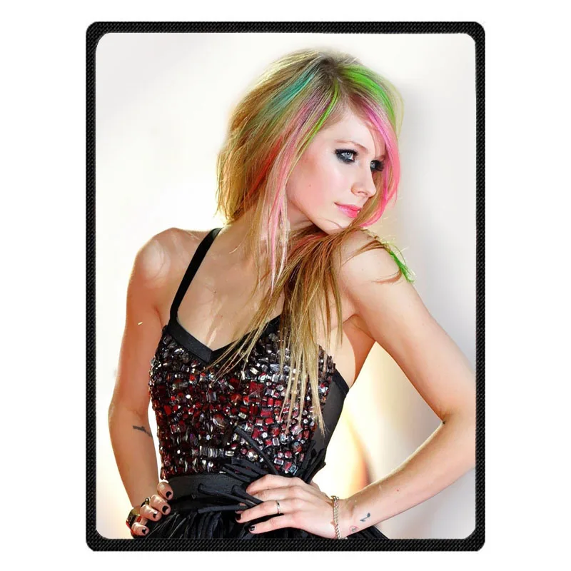 Диван Постельные принадлежности Фланелевое зимнее теплое одеяло мягкий Avril Lavigne