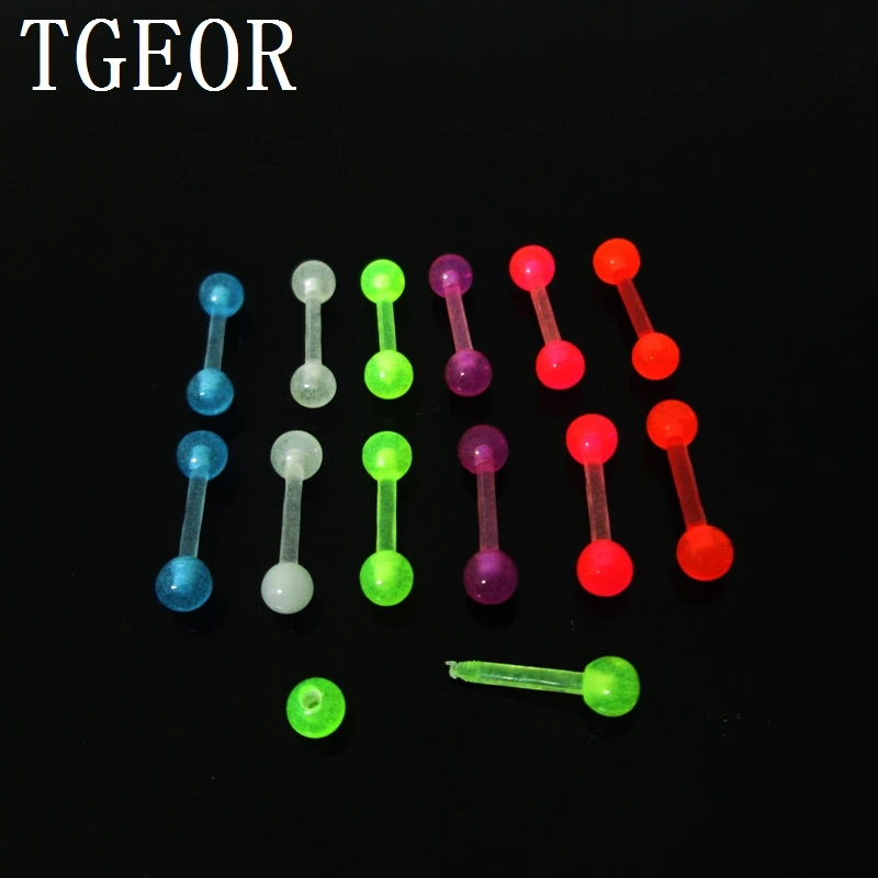 Оптовая продажа Бесплатная доставка светится в темноте гибкий серьги 100 шт. 1 2*6*3/3