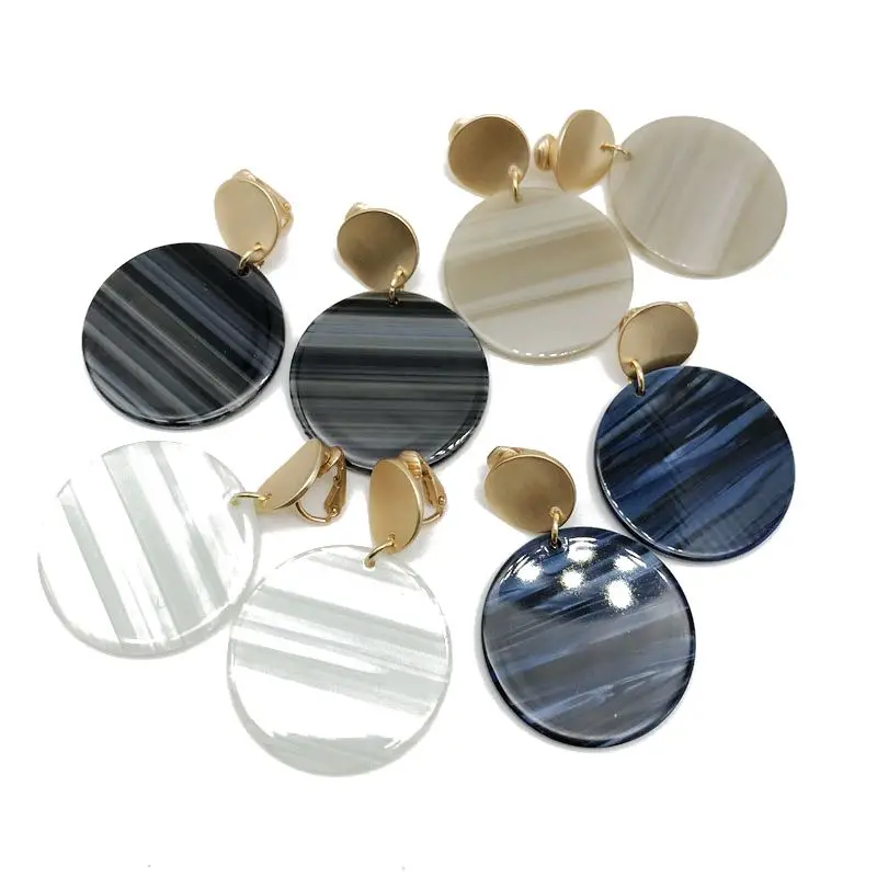 

Round Resin Four Colors Clip Earrings For Women Acrylic Jewelry