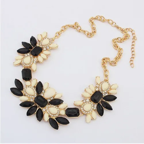 Free Shipping 2014 New Arrived Europe fashion wild fresh sweet pendant necklace chunky Statement Necklace women Gift jewelry |