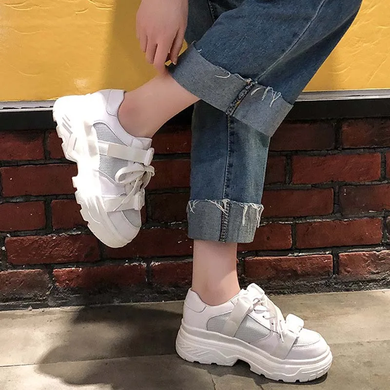 Женские кроссовки на толстой подошве классические для скейтбординга сезон