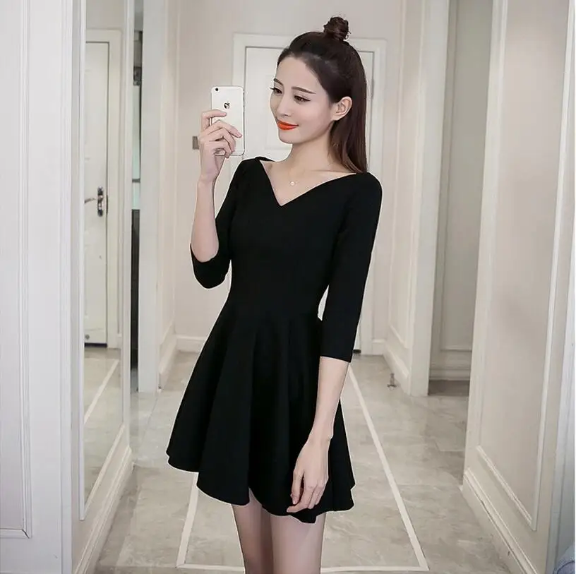 Новые весенние женские платье 2017 корейской версии без бретелек V воротником