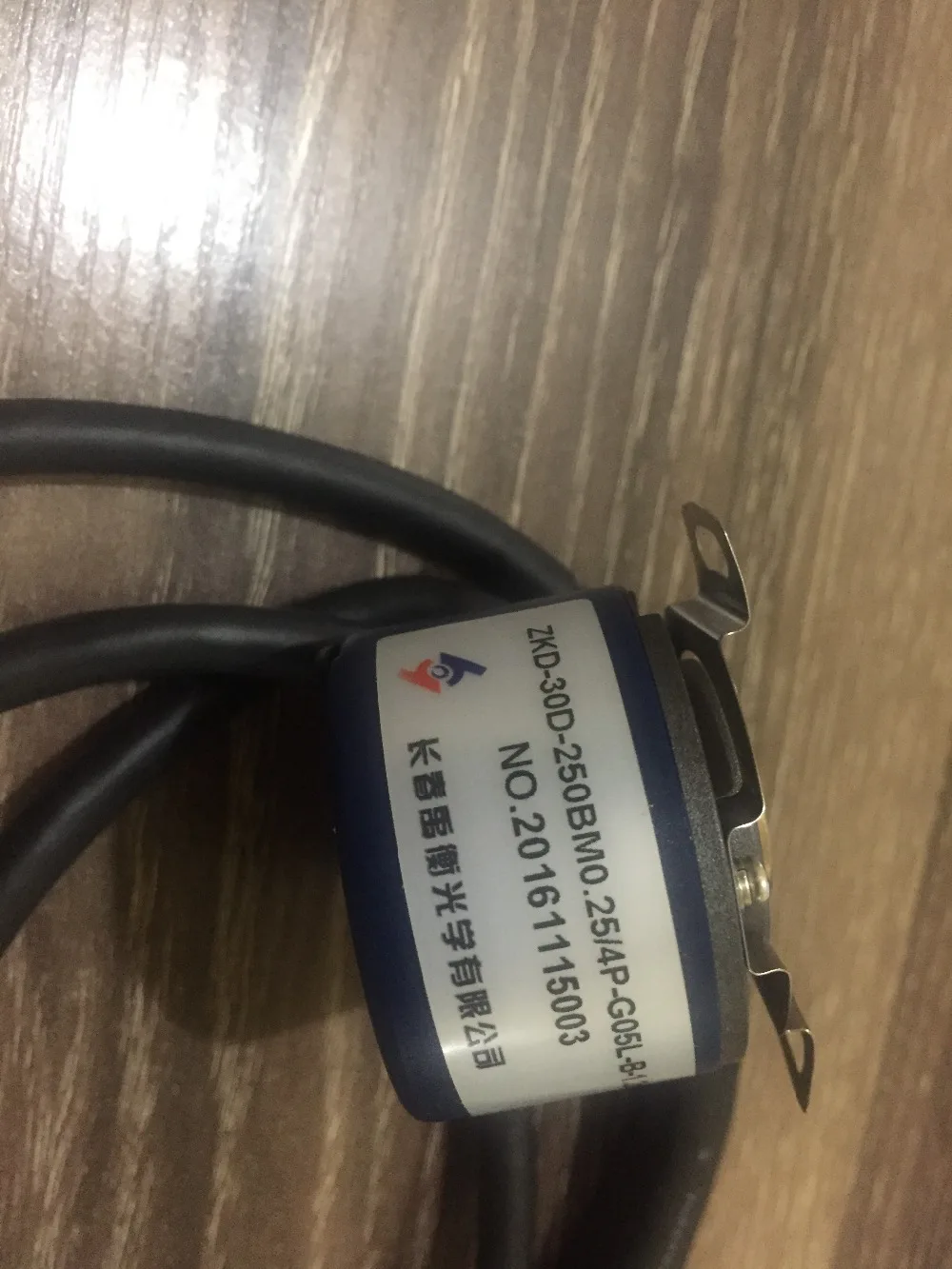 

Серводвигатель, энкодер Φ/4P-G05L-B-1.2m Changchun Yuheng, новый оригинальный