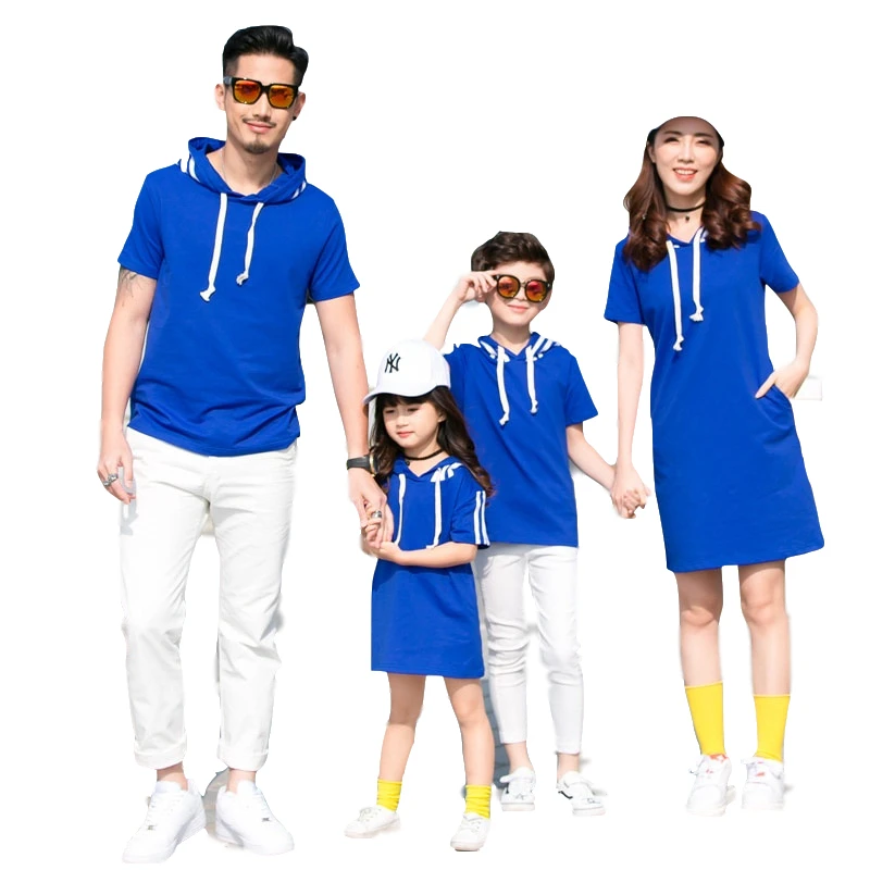 2019 летняя Одинаковая одежда для папы и сына Семейные пижамы платья мамы дочки