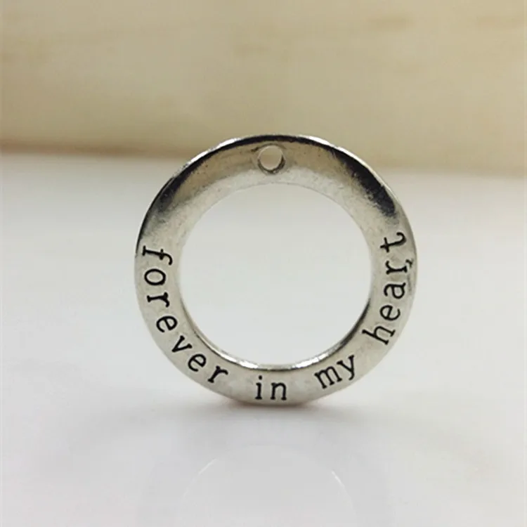 50 шт./лот оптовая продажа античный серебряный цвет &quotforever in my heart&quot Круглый Шарм