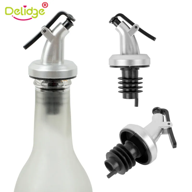 1Pc Olive Oil Sprayer Liquor Dispenser Kitchen Tools for Vinegar Wine Pourers Flip Top Beer Bottle Plug Stopper Accessories |