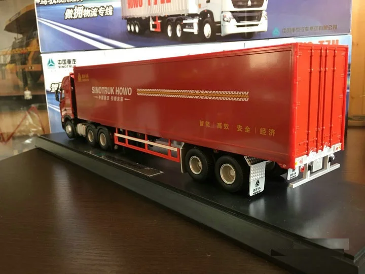 Изысканная модель из сплава 1:36 SinoTruk HOWO T7H контейнеровоз тягач литые под давлением игрушки модель для коллекции украшения