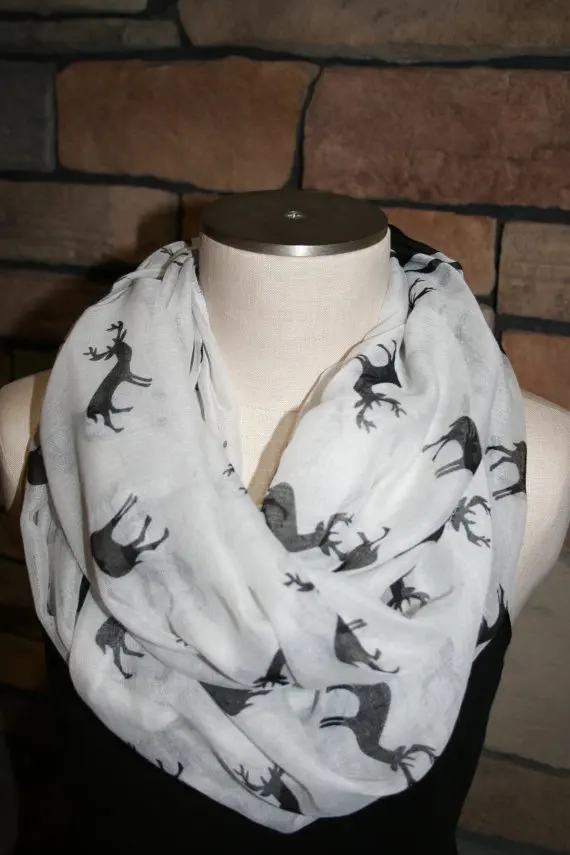 

Wildlife deer Animal Hunting Infinity Scarf Circle Loop Scarf Chunky Scarf-White Scarf