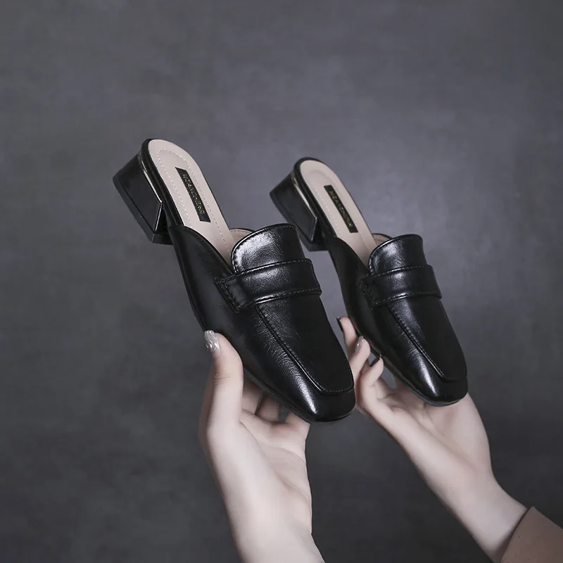 Мюли женские на низком каблуке мягкие кожаные шлепанцы квадратный носок