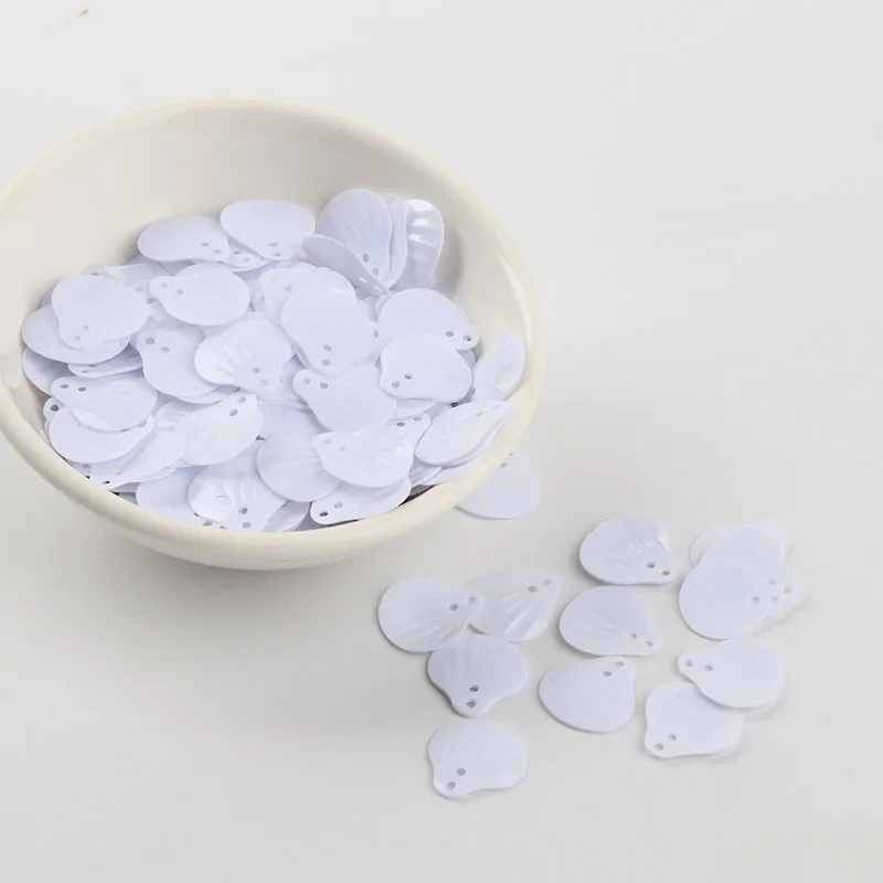 ISequins 200 шт 13 мм Sea Shell Форма пайетками DIY Швейные Украшение изделий Свадебный корабль, Для женщин ткань аксессуары - Цвет: Solid White
