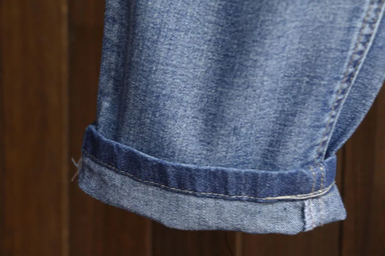 Цветочной вышивкой джинсы для женщин в стиле ретро Стиль женские весенние туфли