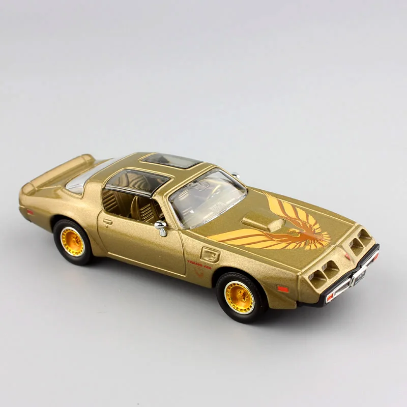 1:43 mini 1979 Pontiac Жар-птица Транс АМ Классическая старая мышечная шкала автомобиль авто металлические и литые игрушечные модели Золотой подарок для мальчиков