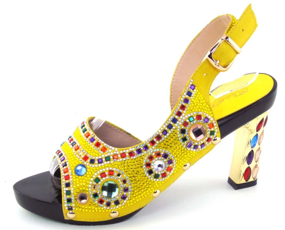 Люкс Африканских Сандалии Леди Обувь Новый дизайн Италия ПУ Кожаные Туфли На