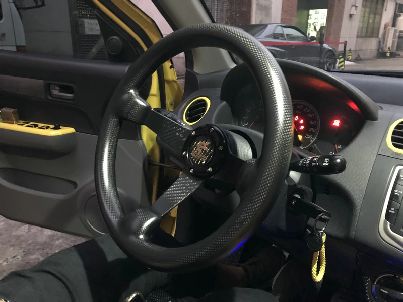 Универсальное глубокое карбоновое рулевое колесо сухого типа 335 мм с матовой