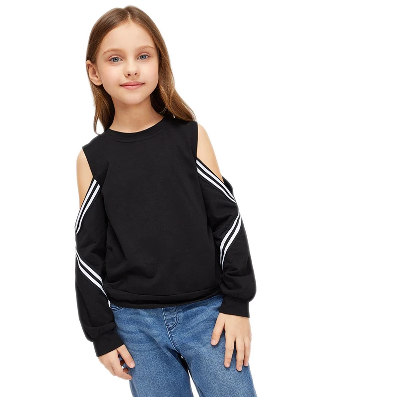 SHEIN Kiddie/толстовки для девочек в черную полоску с открытыми плечами; одежда для детей; весна г.; пуловер с длинными рукавами; детские топы