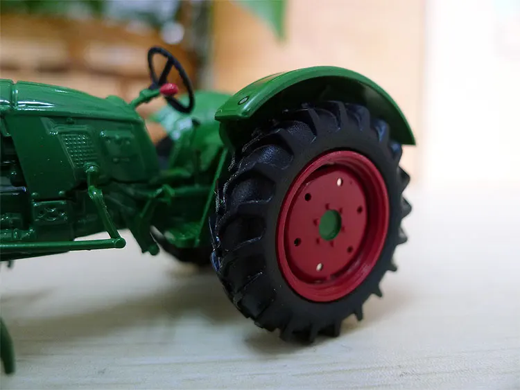 Сельскохозяйственные тракторы UH 1:43 Deutz D25 1963 игрушки из сплава для детей детская