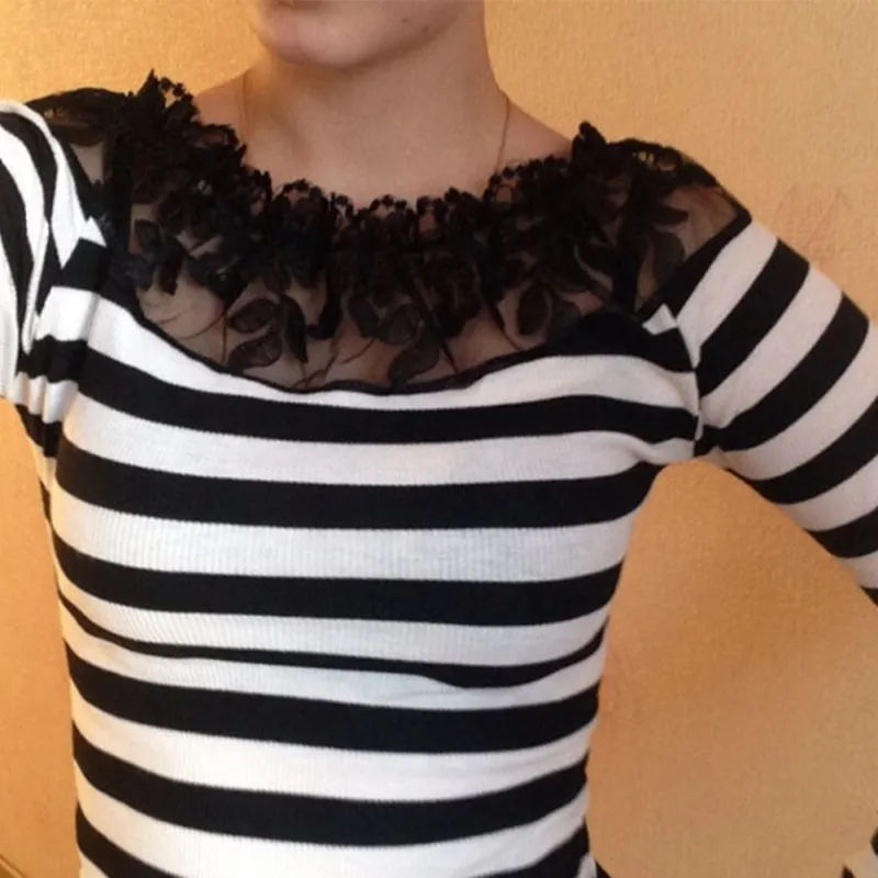 

Women Knitted Tops Striped Blouse Fashion Lace Floral Embroidery Shirts Long Sleeve Knitwear Blouse Women