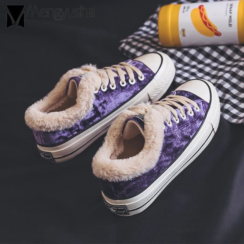 На зимнем меху маленькие белые туфли женские фланели leopard криперы теплые