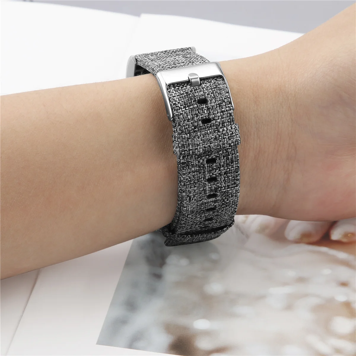 Ремешок для наручных часов для Fitbit заряд 2 ремешок; туфли из парусины; дышащая сменный Браслет для Fitbit заряд 2 Correa Fitbit часы 64002