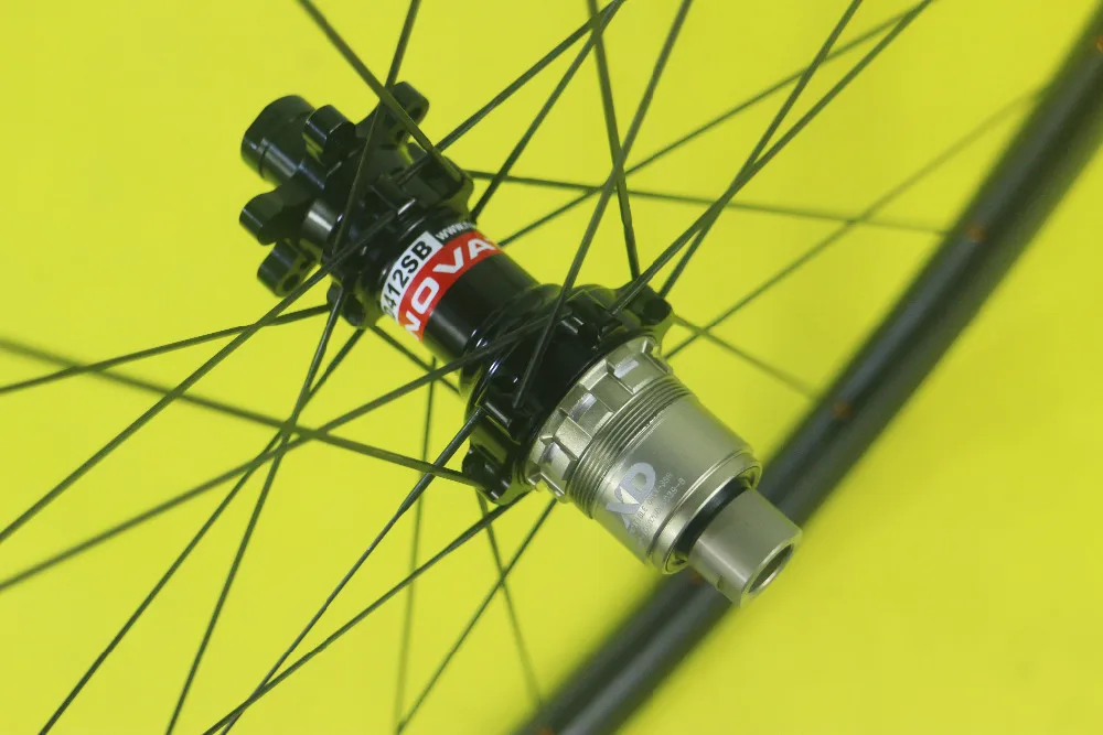 680g Ультра светильник 29er MTB XC гонки 30 мм с прямыми закраинами прямой углерод тяги