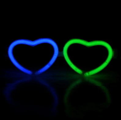 Модные светящиеся очки в форме сердца | Дом и сад