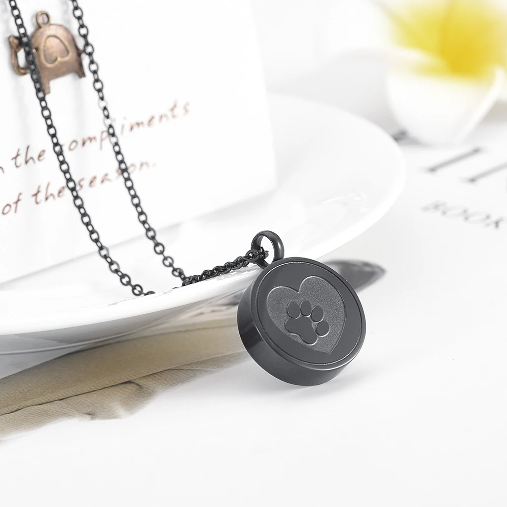 

SS9884 Bone Engrave Round Pet Dog Memorial Urn Necklace Stainless Steel Cremation Urn Pendant Necklace for Pets Ash Urn Jewelry