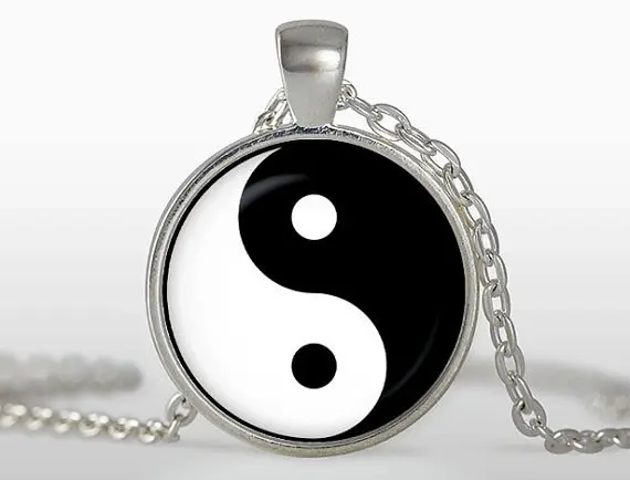 yin yang Новинка, Лидер продаж Винтаж Yin Yang кулон Цепочки и ожерелья татуировки Ожерелье-чокер ручной работы Серебряная цепочка Инь(железная Гуаньинь украшения Yang модный бренд HZ1 - Окраска металла: yin yang