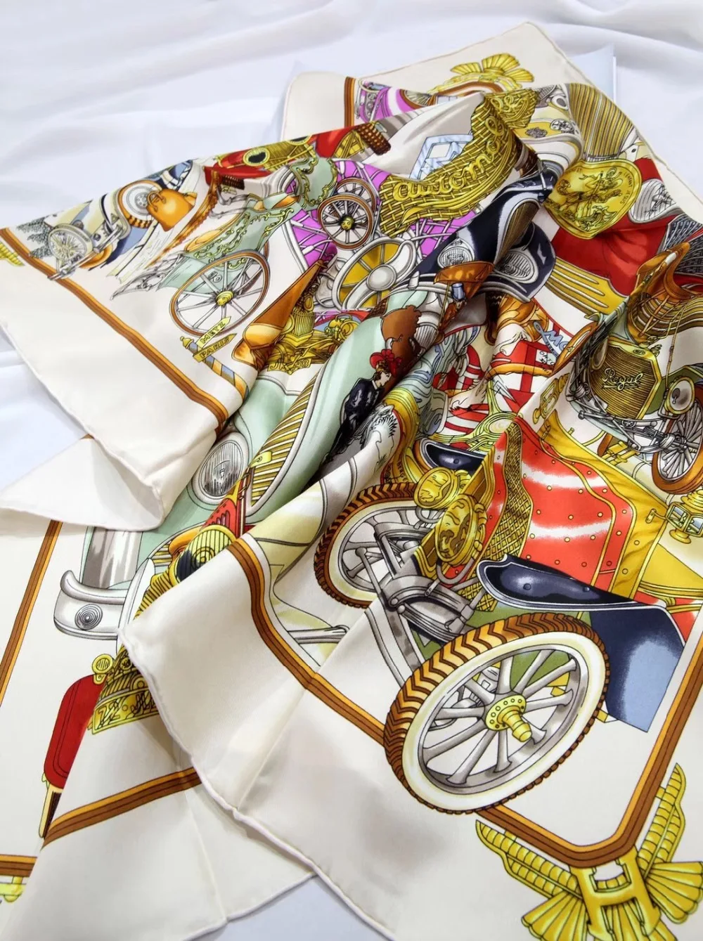 Женский шарф из 100% натурального шелка классический ручной работы с принтом 90*90 см