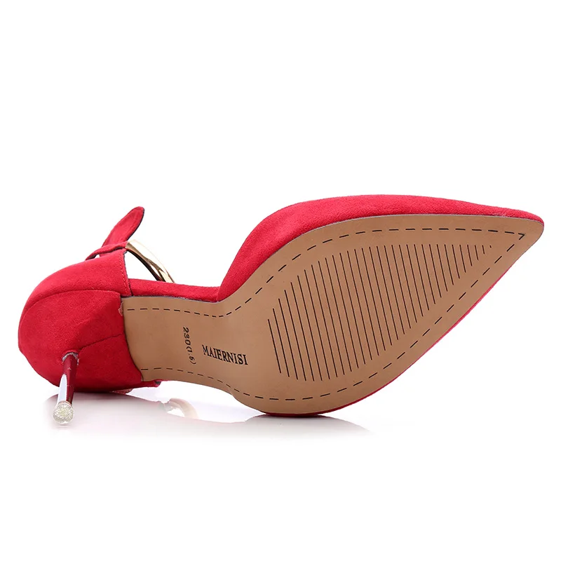 Большие размеры пикантные классические туфли-лодочки на высоком каблуке с