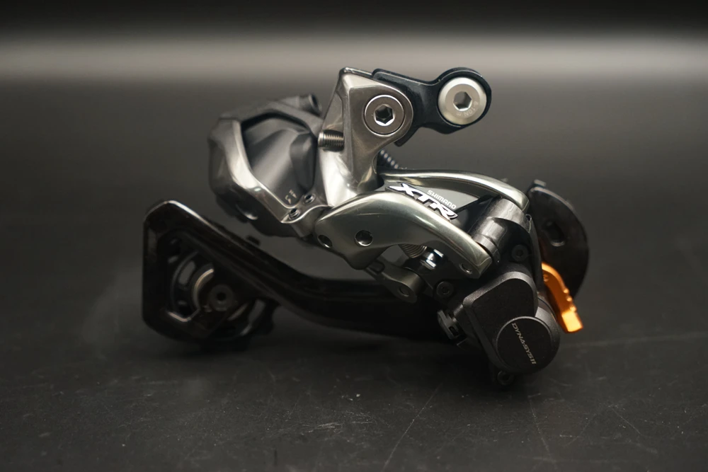 Shimano XTR Di2 RD-M9050-SGS Shadow RD+ задний переключатель длинной 11 скоростей