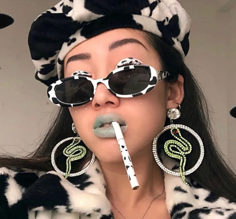 Новые трендовые маленькие солнцезащитные очки в оправе коровьего цвета для