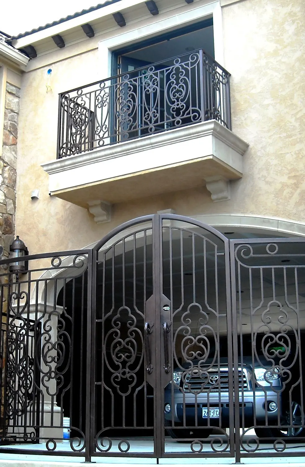 Вилла ручной работы, кованые железные ворота, одна остановка, доставка в США Вилла ручной работы, кованые железные ворота, одна остановка, доставка в США