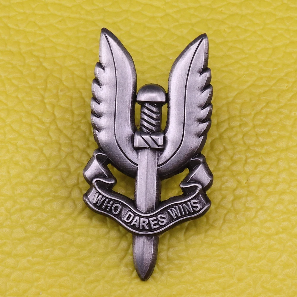 Металлический значок с эмалью SAS Who Dares Wins в британской армии