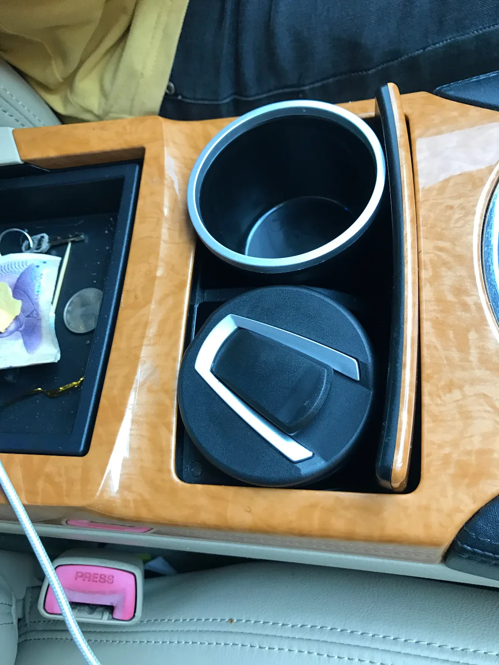 Для Land Rover Discovery Sport 2016 2015 консоль Центральная пепельница для сигарет коробка