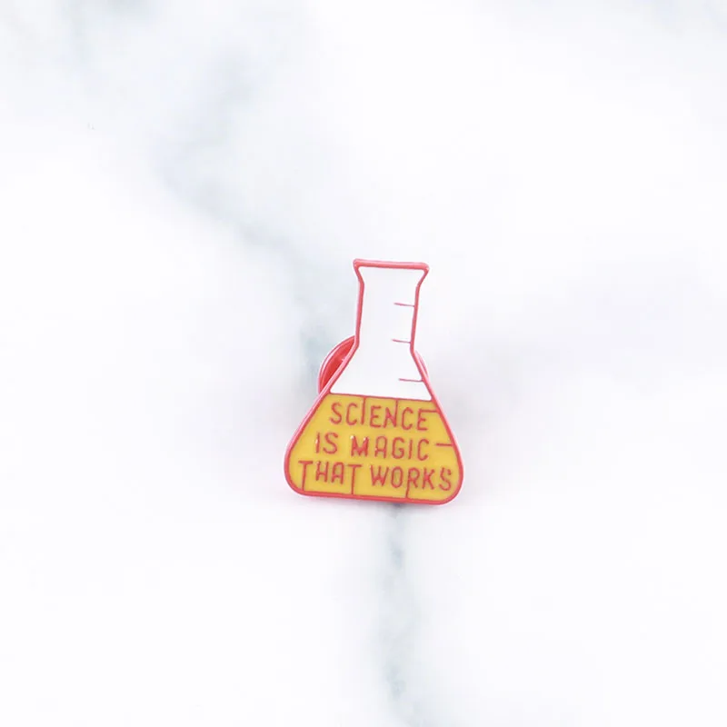 Скелет Кот череп сердце лампочка надгробие Science Works Uterus грудины булавки броши