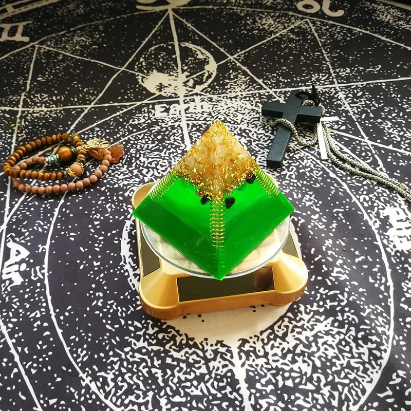 7Cm AURAREIKI Orgonite Pyramid Raziel Anahata Chakra Changing The Magnetic Field Of Life Energy Crystal Jewelry Crafts |
