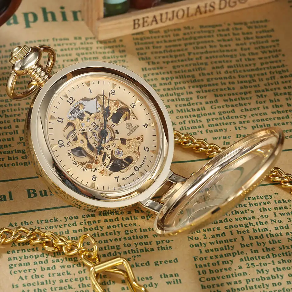 Smooth Magnifier Mechanical Pocket Watches Steampunk Hand-winding Skeleton Mechanical Fob Watch Chains Pendant Men Women Gift