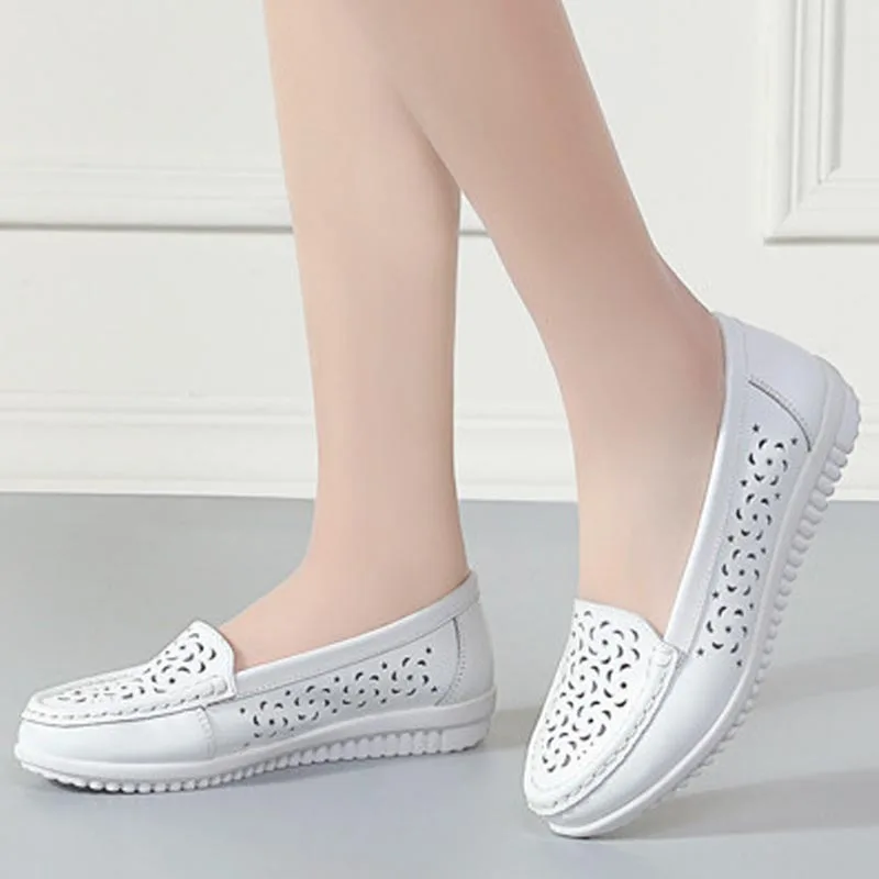 New Breathable Cut-outs Flats For Women Fashion Flower Cut-outs Genuine Leather Women Flats Ladies Casual Flat Summer Loafers