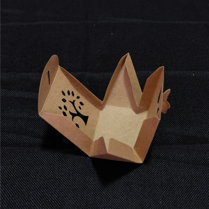 Полый ящик из крафт бумаги с узлом бабочкой подарочная упаковка сделанного