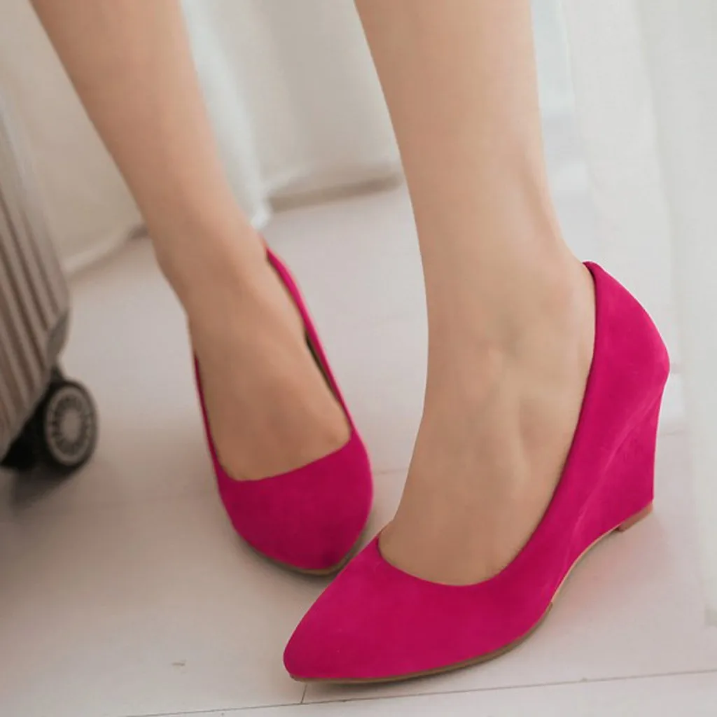 Женские туфли на танкетке SAGACE черные однотонные высоком каблуке с пряжкой острым