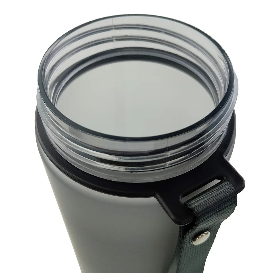 Портативный пластиковый шейкер для воды My Water Bottle 1000 мл матовый стакан с фильтром