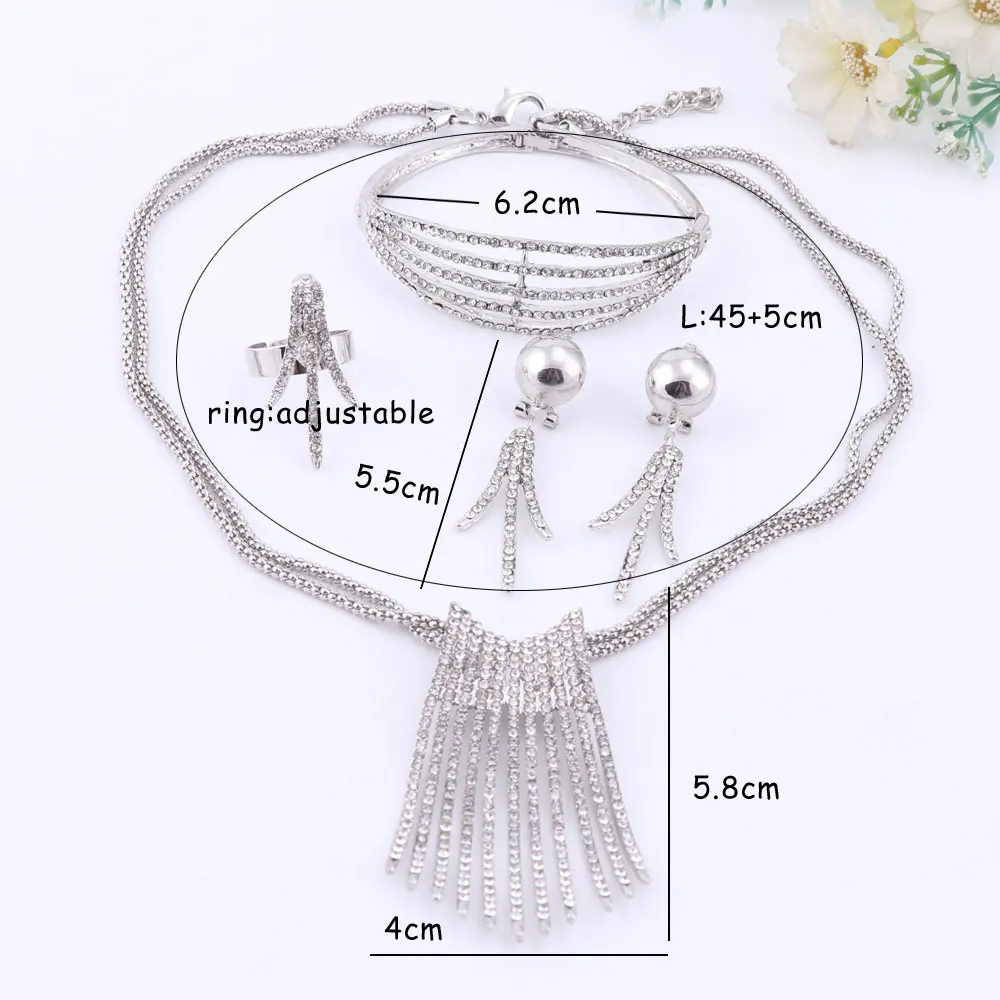 Женский ювелирный комплект из колье и серёг с кристаллами