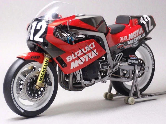 1/12 Suzuki GSX-R750 Yoshimura 1986(14126