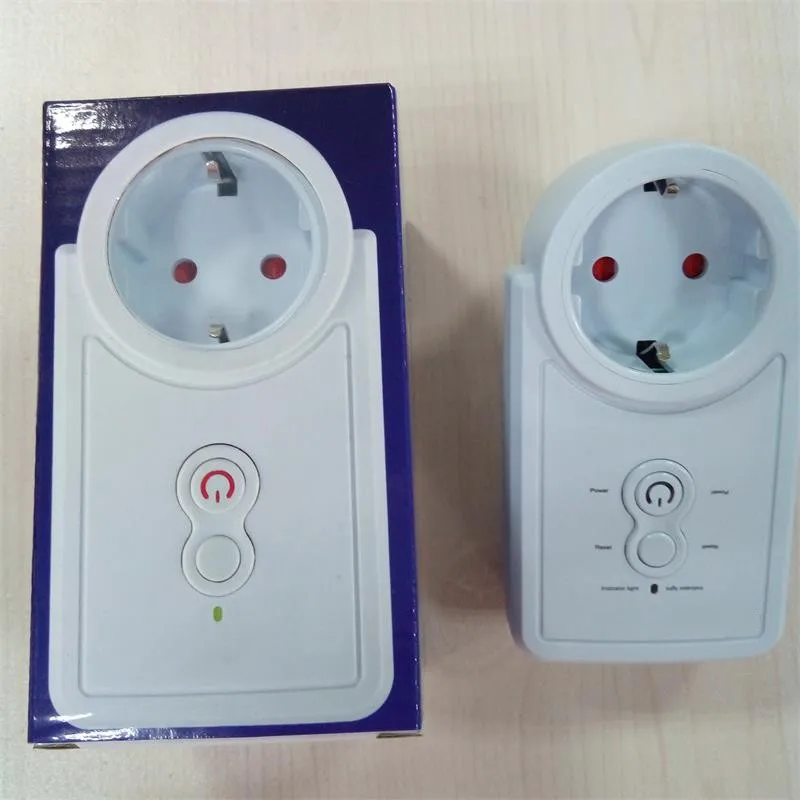 

Russian/English SMS Command Control GSM Smart Power Plug Socket Switch Outlet with Temperature sensor USB Output Sim Card Slot