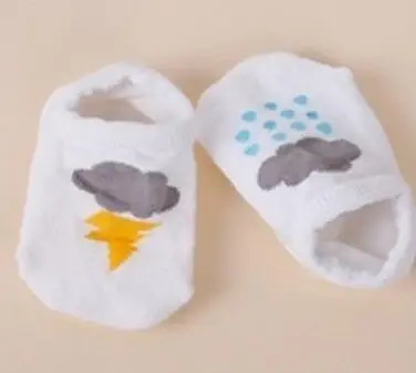 white rain Новые носки для маленьких мальчиков милые Chaussettes Enfant короткие детские носки хлопковые носки для новорожденных Meia Infantil нескользящие носки для младенцев - Цвет: white rain